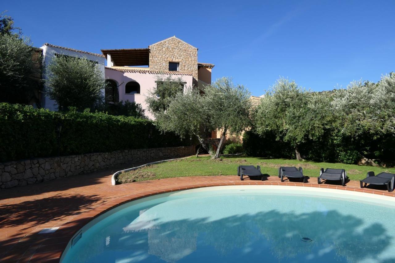 Residence Con Piscina A Liscia Di Vacca, 350 Mt Dal Mare, 3 Km Da Porto Cervo Exteriör bild